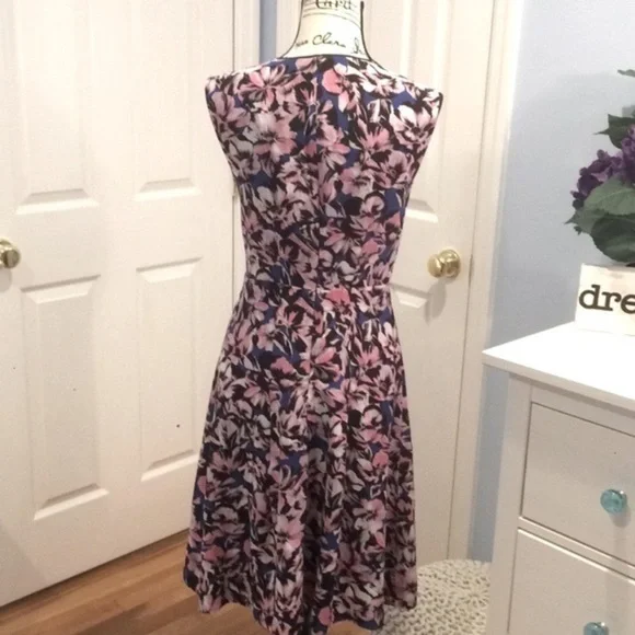 J. Crew Silk Hibiscus Print Dress NWT - Picture 5 of 7
